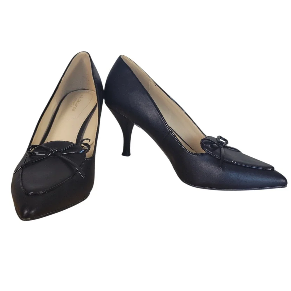 Liz Claiborne Classic Black Pointed Toe 3